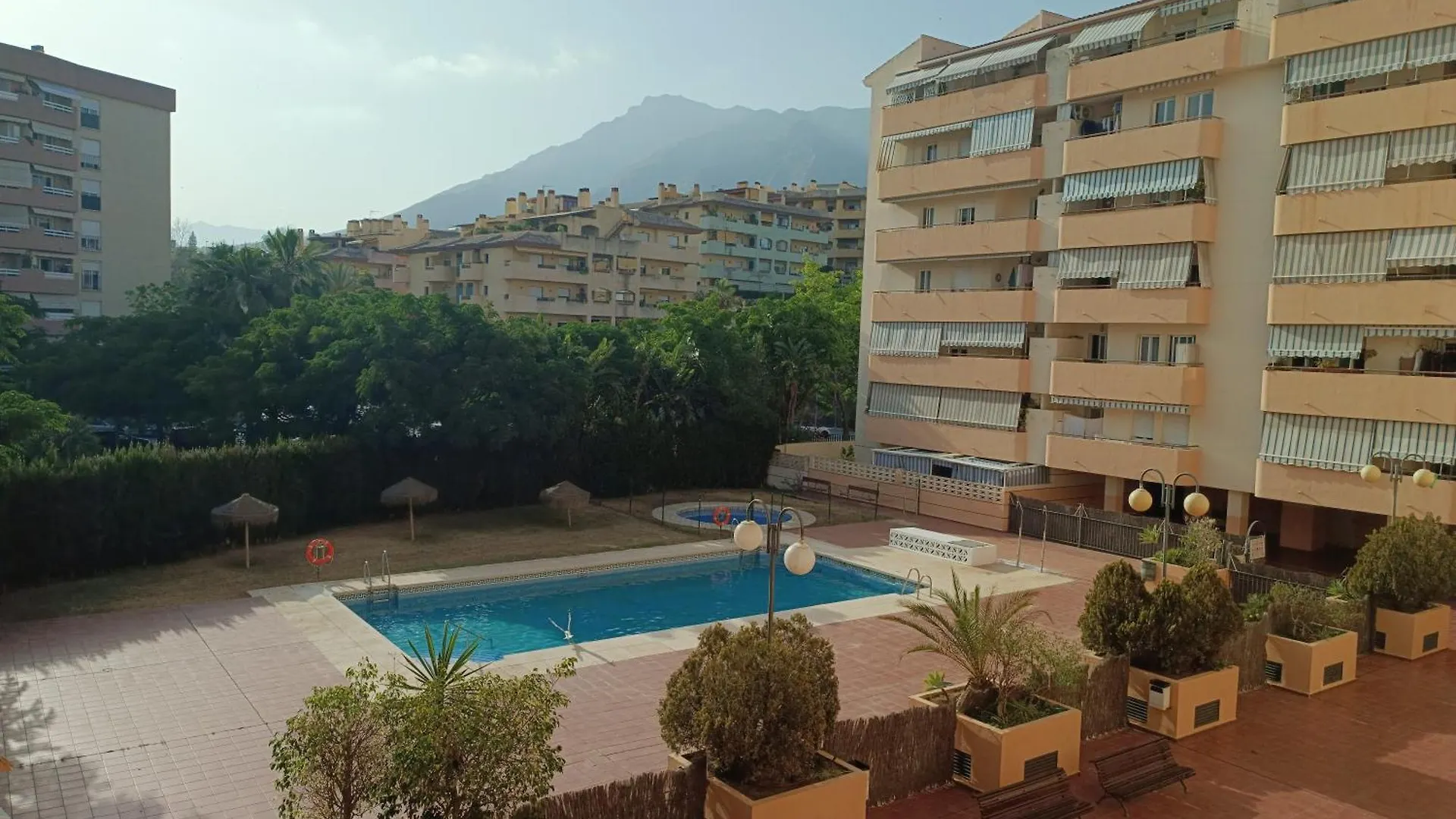 Luxury Homes Marbella Sun Beach And Pool location